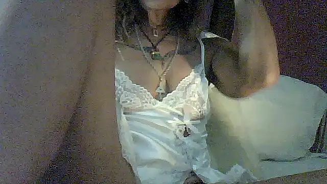 sabinytahot online show from November 19, 2025, 4:23 am