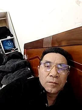 yjw6688 online show from February 23, 2026, 4:07 pm