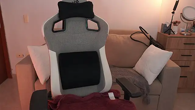 Snapshot of anyacutex chatting on February 12, 2026, 7:57 pm anyacutex online show from February 12, 2026, 7:57 pm