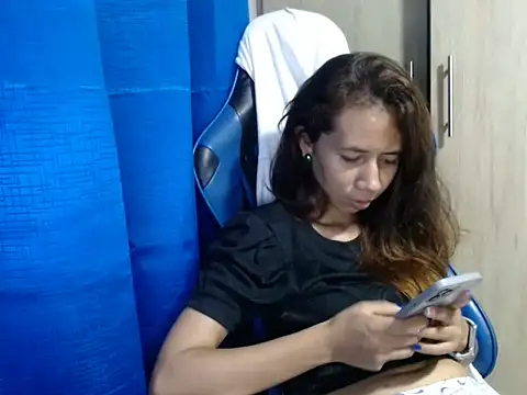 Snapshot of Erotic_latina chatting on March 1, 2025, 11:58 pm Erotic latina online show from March 1, 2025, 11:58 pm