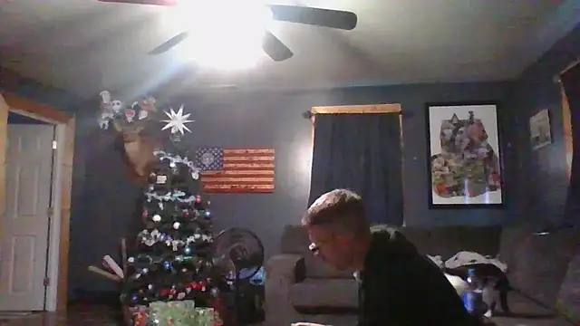 Snapshot of MysteriousFire23 chatting on February 11, 2025, 11:12 pm MysteriousFire23 online show from February 11, 2025, 11:12 pm