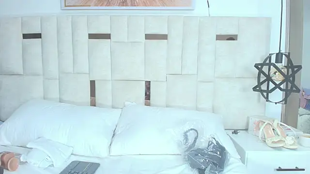 Snapshot of Hottest_Mature_ chatting on October 9, 2025, 2:23 am Hottest Mature  online show from October 9, 2025, 2:23 am