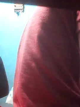 Snapshot of hugosafado333 chatting on November 2, 2025, 2:49 am hugosafado333 online show from November 2, 2025, 2:49 am