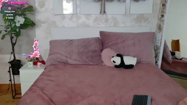 MilaTeenX online show from March 11, 2025, 8:08 am