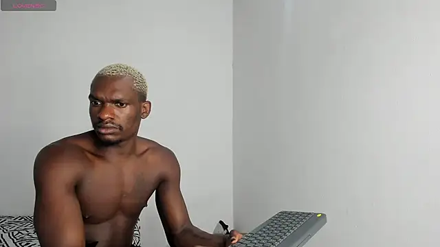 Snapshot of edwin_mosquera1 chatting on November 20, 2025, 9:47 pm edwin mosquera1 online show from November 20, 2025, 9:47 pm