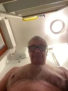 4n4l1zz4m1 online show from March 9, 2025, 12:31 am