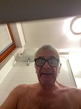 4n4l1zz4m1 online show from March 7, 2025, 7:27 pm