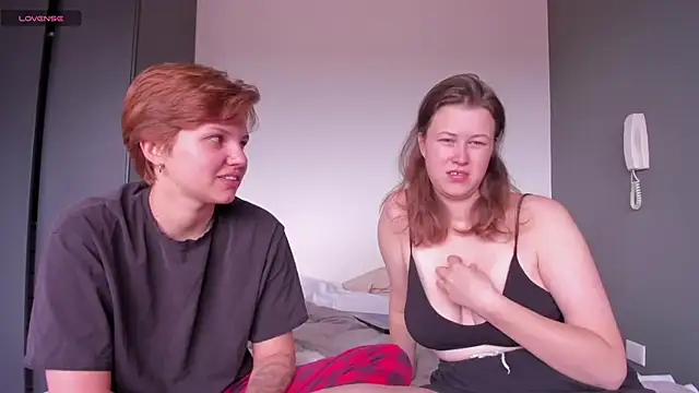 jessica tenderly online show from September 15, 2025, 4:29 pm