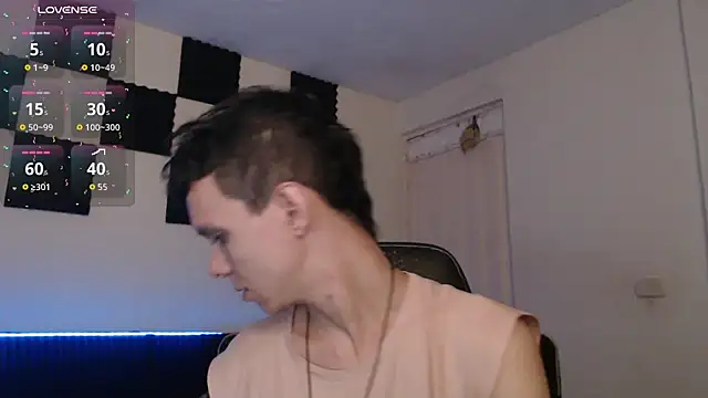 Snapshot of bryamado69 chatting on November 22, 2025, 8:57 am bryamado69 online show from November 22, 2025, 8:57 am