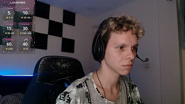 Snapshot of bryamado69 chatting on October 23, 2025, 2:21 am bryamado69 online show from October 23, 2025, 2:21 am