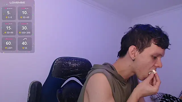 Snapshot of bryamado69 chatting on December 13, 2025, 8:04 pm bryamado69 online show from December 13, 2025, 8:04 pm