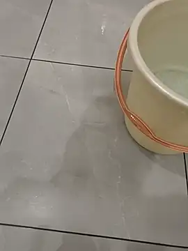 Snapshot of Gururonny07 chatting on November 15, 2025, 4:05 am Gururonny07 online show from November 15, 2025, 4:05 am