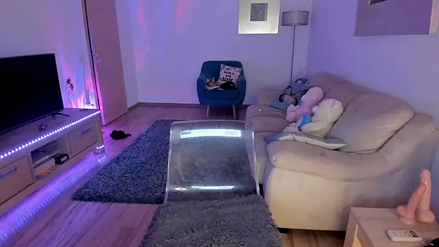 kylieety online show from September 9, 2025, 6:12 am