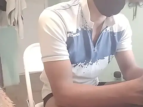 Snapshot of vicky0805 chatting on March 18, 2025, 4:18 am vicky0805 online show from March 18, 2025, 4:18 am