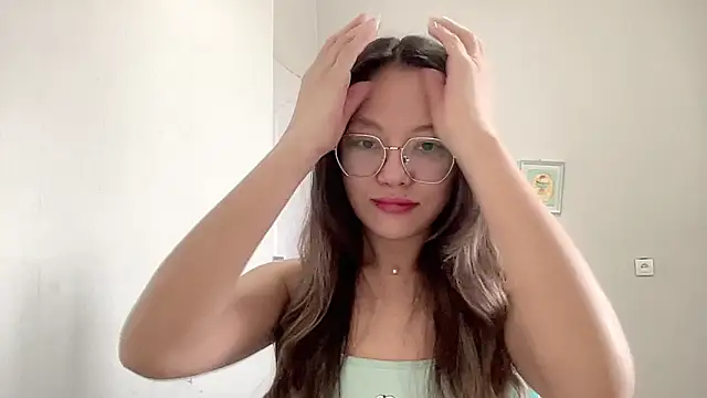 Risalynn online show from January 26, 2025, 3:38 am