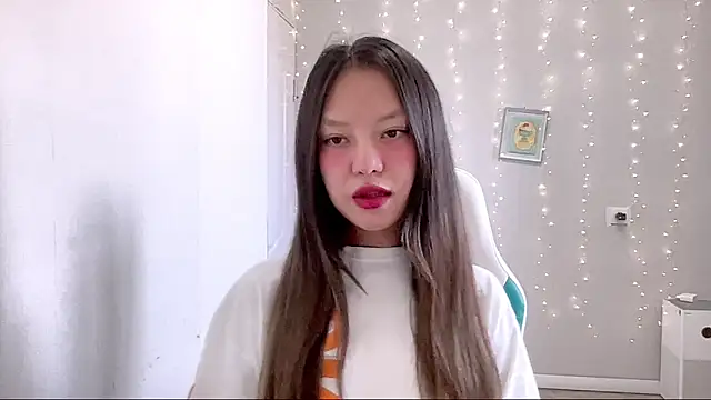 Risalynn online show from March 13, 2025, 7:20 am