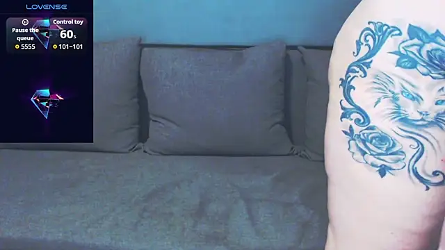 Snapshot of anna_claire chatting on November 15, 2025, 10:47 pm anna claire online show from November 15, 2025, 10:47 pm