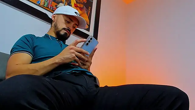 MAXIMUS MASTE3 online show from October 25, 2025, 10:21 pm