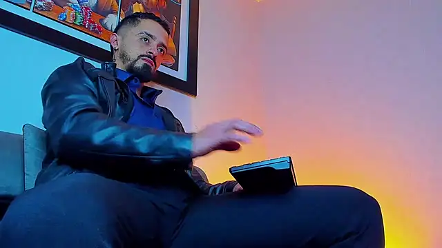 MAXIMUS MASTE3 online show from September 8, 2025, 9:36 pm