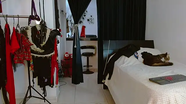 Snapshot of georgina_ms chatting on December 5, 2025, 3:10 pm georgina ms online show from December 5, 2025, 3:10 pm