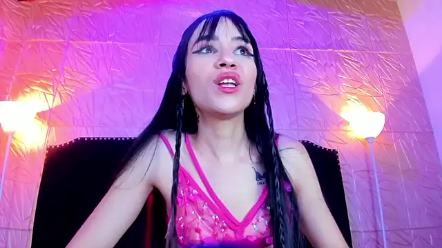 Sofii Carter online show from April 18, 2026, 7:51 pm