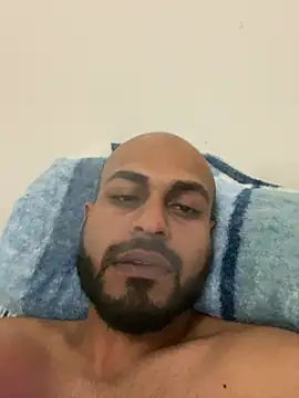 islandvybee55 online show from January 20, 2025, 1:28 am