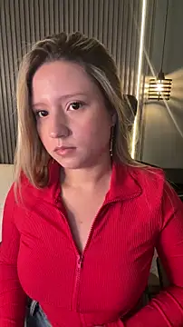 MiaPetit  online show from December 17, 2025, 8:03 pm