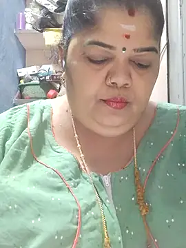 tamilthanushri online show from May 14, 2026, 6:10 am