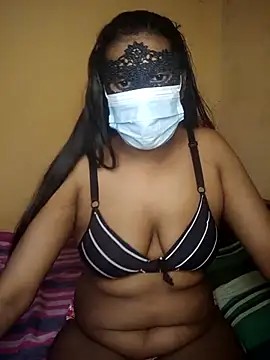 Snapshot of Nethmi156 chatting on December 15, 2025, 4:35 pm Nethmi156 online show from December 15, 2025, 4:35 pm