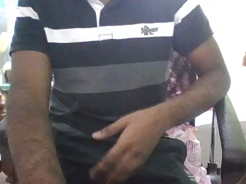 Snapshot of bangalorebulli chatting on November 12, 2025, 5:06 pm bangalorebulli online show from November 12, 2025, 5:06 pm