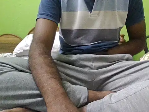 Snapshot of bangalorebulli chatting on November 28, 2025, 7:14 pm bangalorebulli online show from November 28, 2025, 7:14 pm