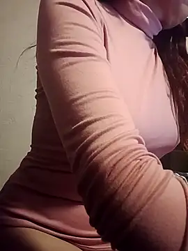 Snapshot of KITTEN-10 chatting on November 11, 2025, 3:12 am KITTEN-10 online show from November 11, 2025, 3:12 am