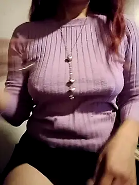 Snapshot of KITTEN-10 chatting on December 2, 2025, 3:30 am KITTEN-10 online show from December 2, 2025, 3:30 am