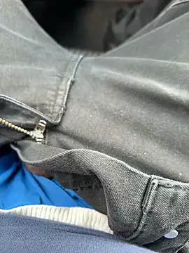 SukItSlo444 online show from February 20, 2026, 6:10 pm