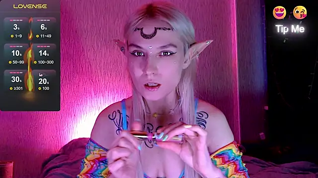 Snapshot of mischellemeow13 chatting on November 4, 2025, 5:55 am mischellemeow13 online show from November 4, 2025, 5:55 am