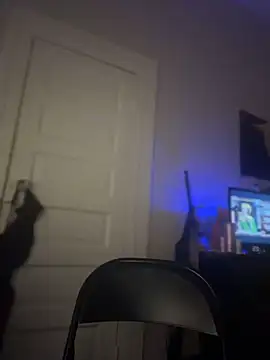 loveluna8 online show from February 10, 2026, 4:33 am