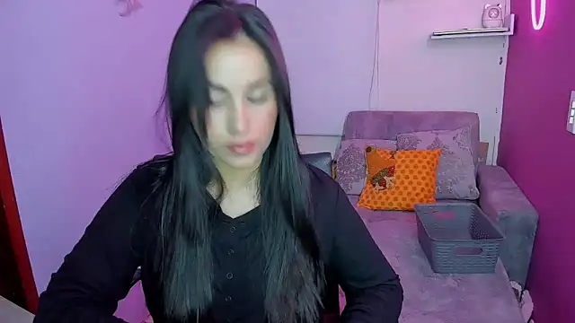 Snapshot of _sulmatevans_ chatting on December 18, 2025, 4:39 am sulmatevans online show from December 18, 2025, 4:39 am