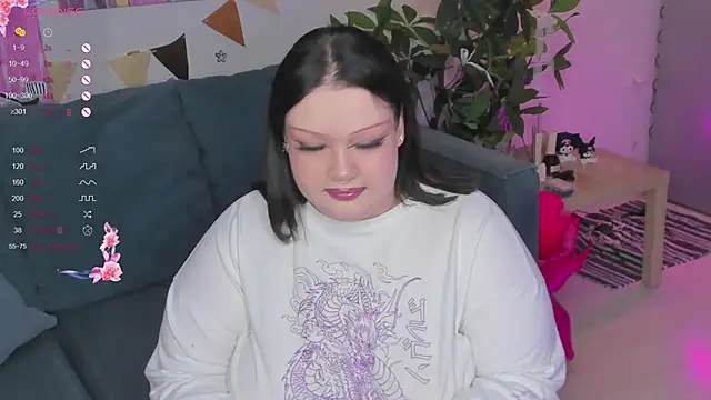 Snapshot of LilyBelll chatting on September 11, 2025, 5:24 pm LilyBelll online show from September 11, 2025, 5:24 pm