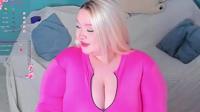 Snapshot of LilyBelll chatting on January 31, 2025, 11:56 am LilyBelll online show from January 31, 2025, 11:56 am