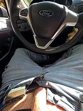 Titanhoott online show from October 30, 2025, 12:58 pm