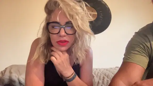 cupidonhot online show from July 13, 2026, 7:35 pm