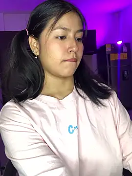 EmmaRossem online show from January 9, 2026, 8:05 pm