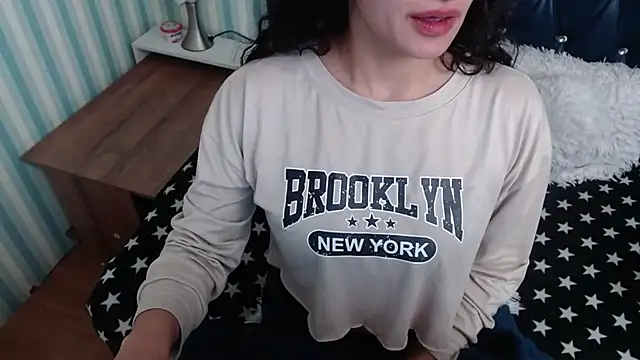 Snapshot of Scarlett_Keaton chatting on November 15, 2025, 6:06 am Scarlett Keaton online show from November 15, 2025, 6:06 am