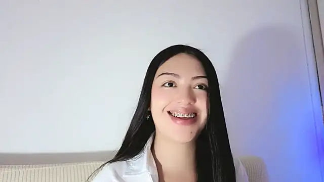 Sweet-Sophiee online show from July 21, 2026, 1:08 am