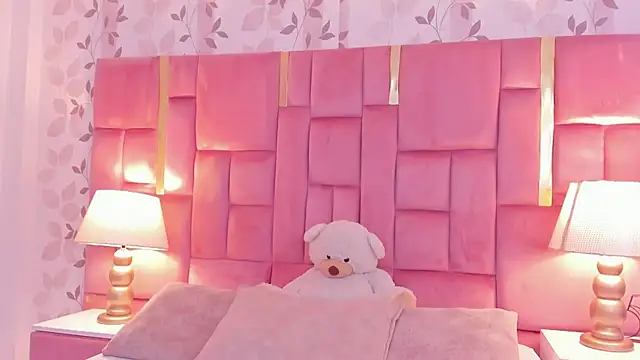 AmbarSantany online show from March 8, 2026, 2:53 pm