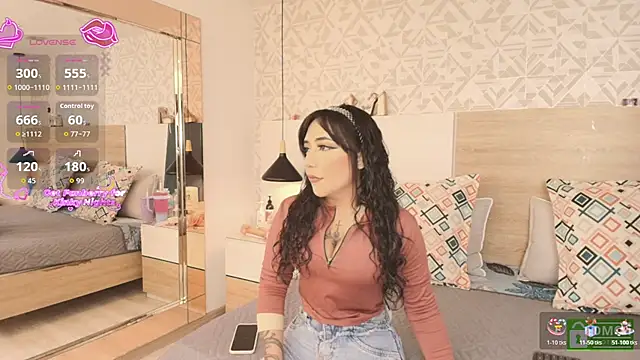 Snapshot of Megansttein_ chatting on November 20, 2025, 7:14 pm Megansttein online show from November 20, 2025, 7:14 pm