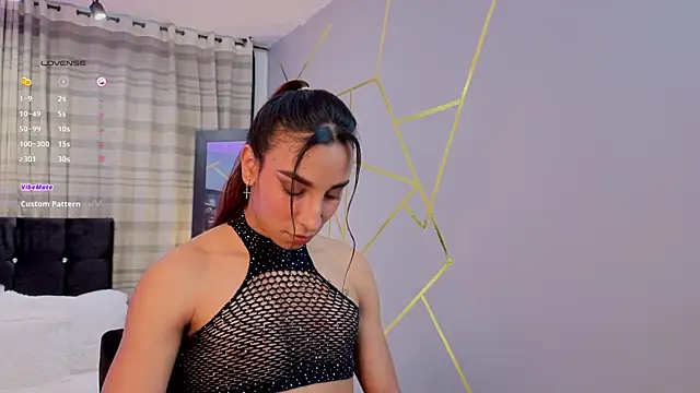 Snapshot of Nathan_Smith_ chatting on October 23, 2025, 7:34 pm Nathan Smith online show from October 23, 2025, 7:34 pm