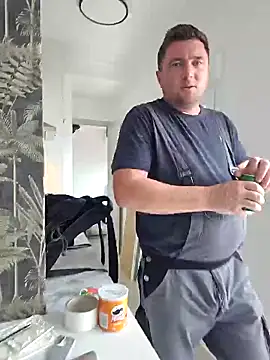 Snapshot of seloloko20 chatting on December 15, 2025, 2:23 pm seloloko20 online show from December 15, 2025, 2:23 pm