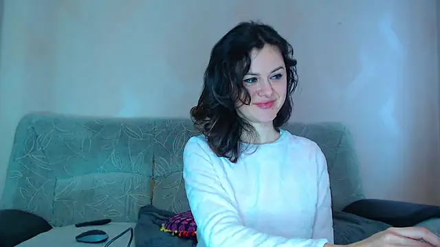 LeggyLover90 online show from February 7, 2026, 1:52 pm