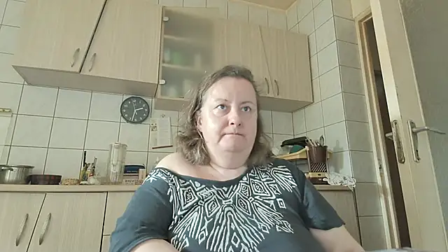 Snapshot of melissaBlessing chatting on March 2, 2025, 10:37 am melissaBlessing online show from March 2, 2025, 10:37 am